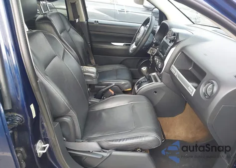 2014 Jeep Compass Limited z USA, uszkodzony, nr VIN 1C4NJCCB8ED877188